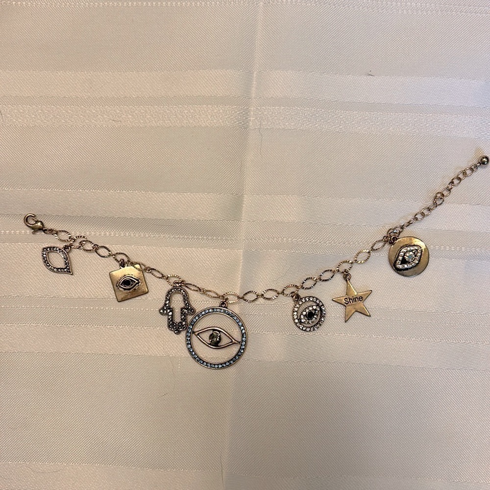 🍒Evil Eye 🧿 protection themed bracelet🍒